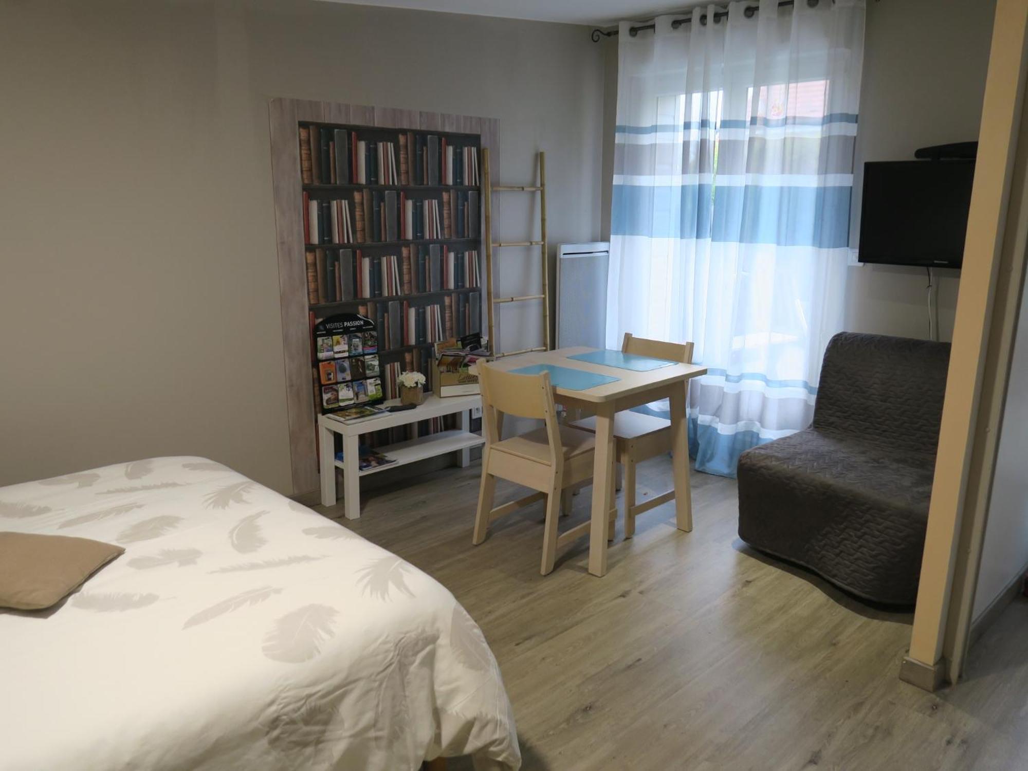 Les Collinades De Chalons Hotell Eksteriør bilde